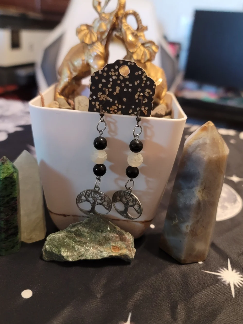 Hand Crafted handcrafted black